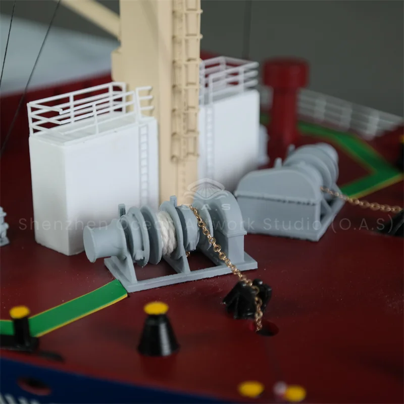 Highly detailed bulk carriers model and Cochin Shipyard replica, equipped with realistic cargo hold model, strictly designed in accordance with major classification society standards. Exquisite watercraft with precise scale, fine workmanship, and authentic structure restoration. Ideal for maritime teaching, exhibition, collection, and corporate gifts. Support custom size, logo, and painting, factory direct supply with reliable quality and on-time delivery.Amber@vesselmodel.com Tel: +86 18038048785