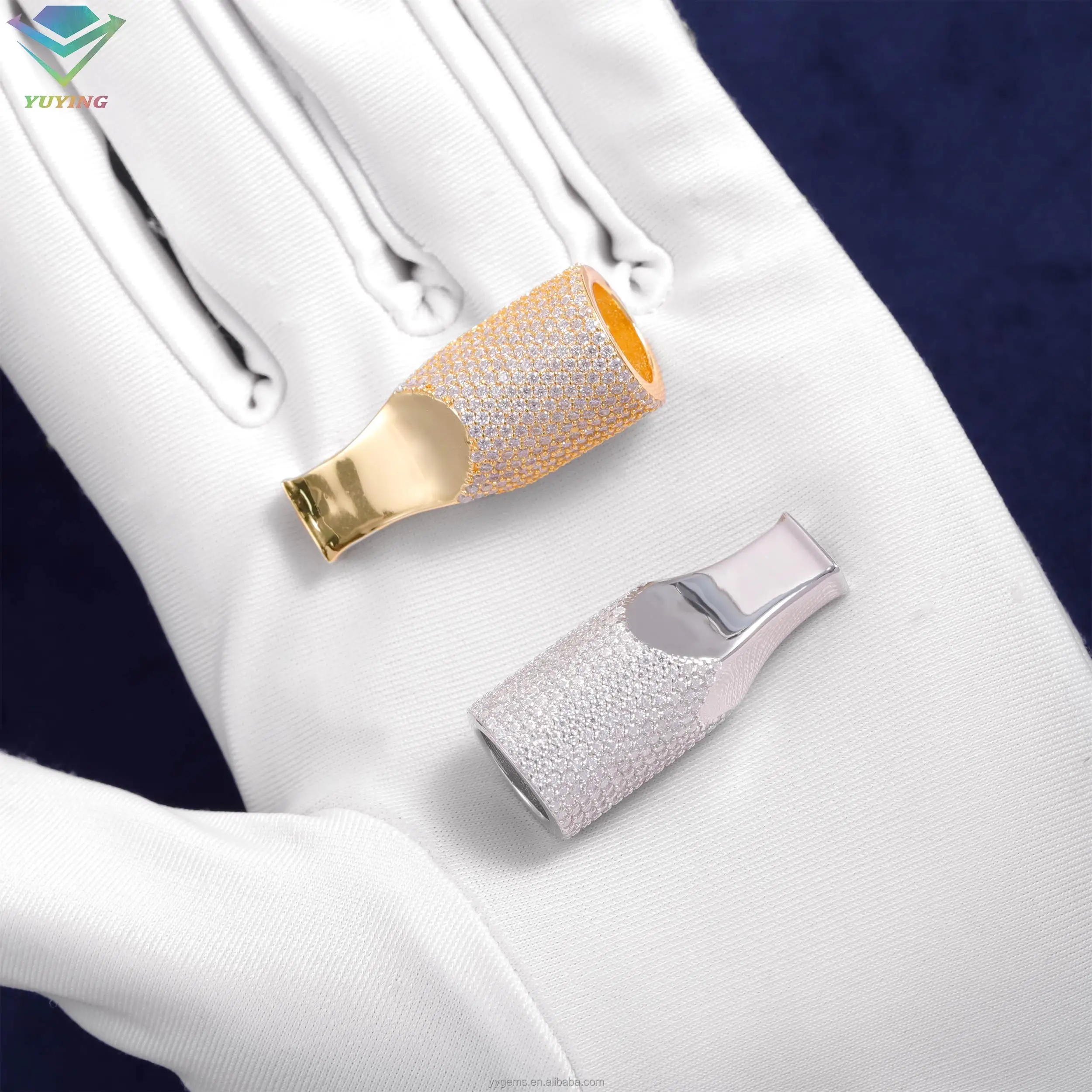 Yu Ying Custom Design Silver Material Cigarette Cuban Cigar Holder with VVS  Moissanite Diamond