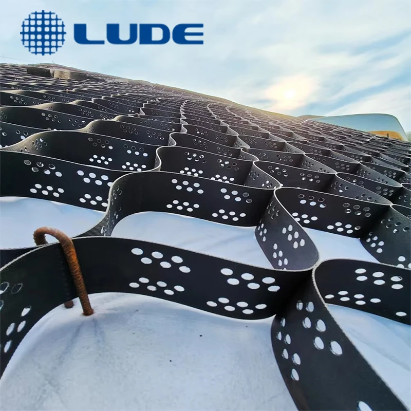 Factory-produced low-priced geocells for soft foundation treatment of railways, airports and roads_5