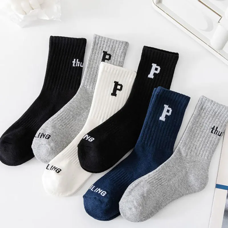 2023 высококачественные модные хлопковые спортивные носки с логотипом под заказ дешевые оптовые женские Чулочно-носочные изделия