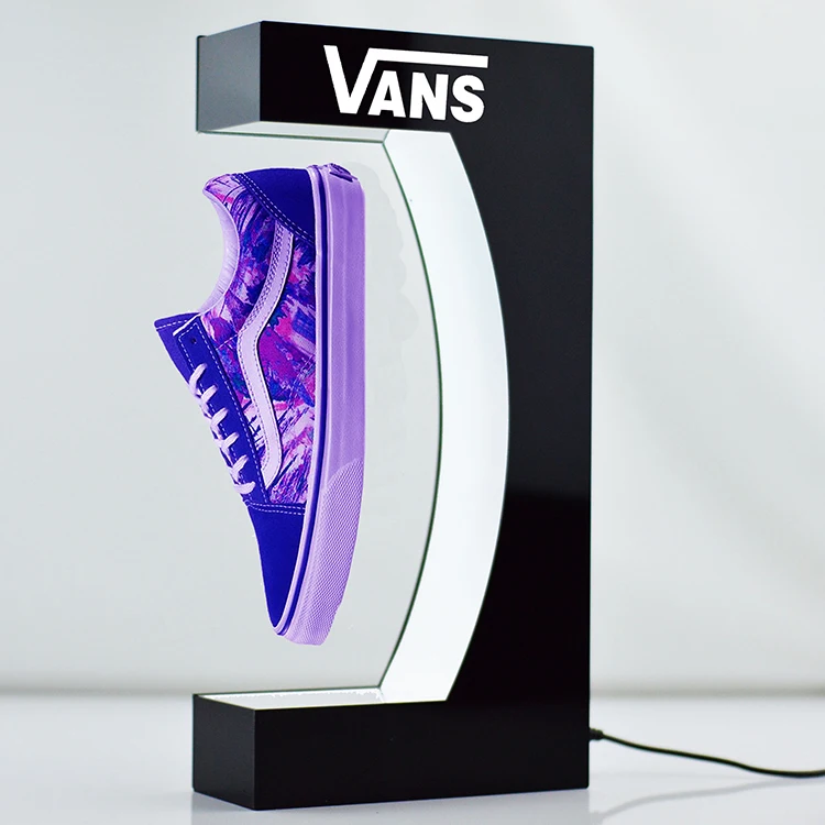 2020 New Innovative LED Light Levitation Magnetic Rotating Floating Shoe Display Device Stand Rack Wholesale 3mm Thickness Gifts