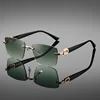 Gradient green lens