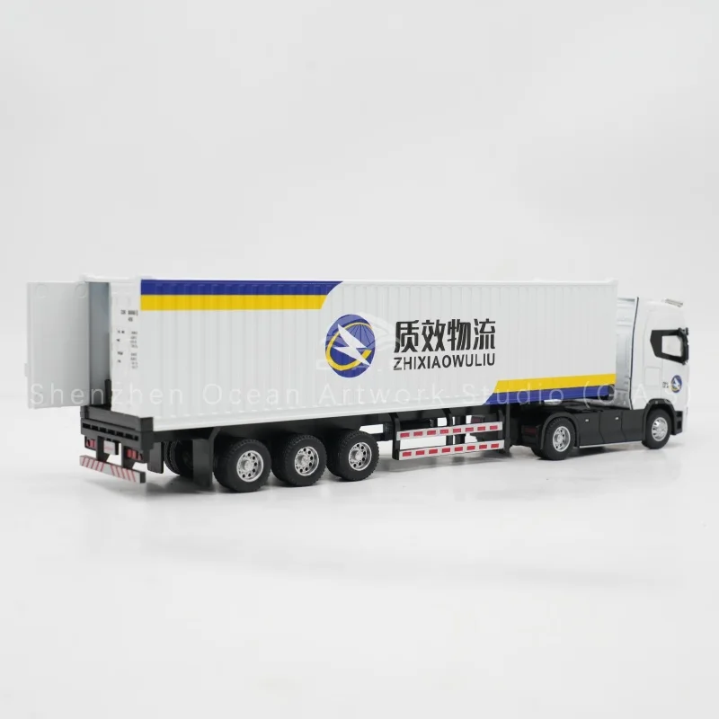 High-precision DSV Logistics truck model, customizable logo and color, available in different scales. Exquisite industrial model, ideal for exhibition display, business gift and office decoration for logistics & shipping industry.Amber@vesselmodel.com Tel: +86 18038048785