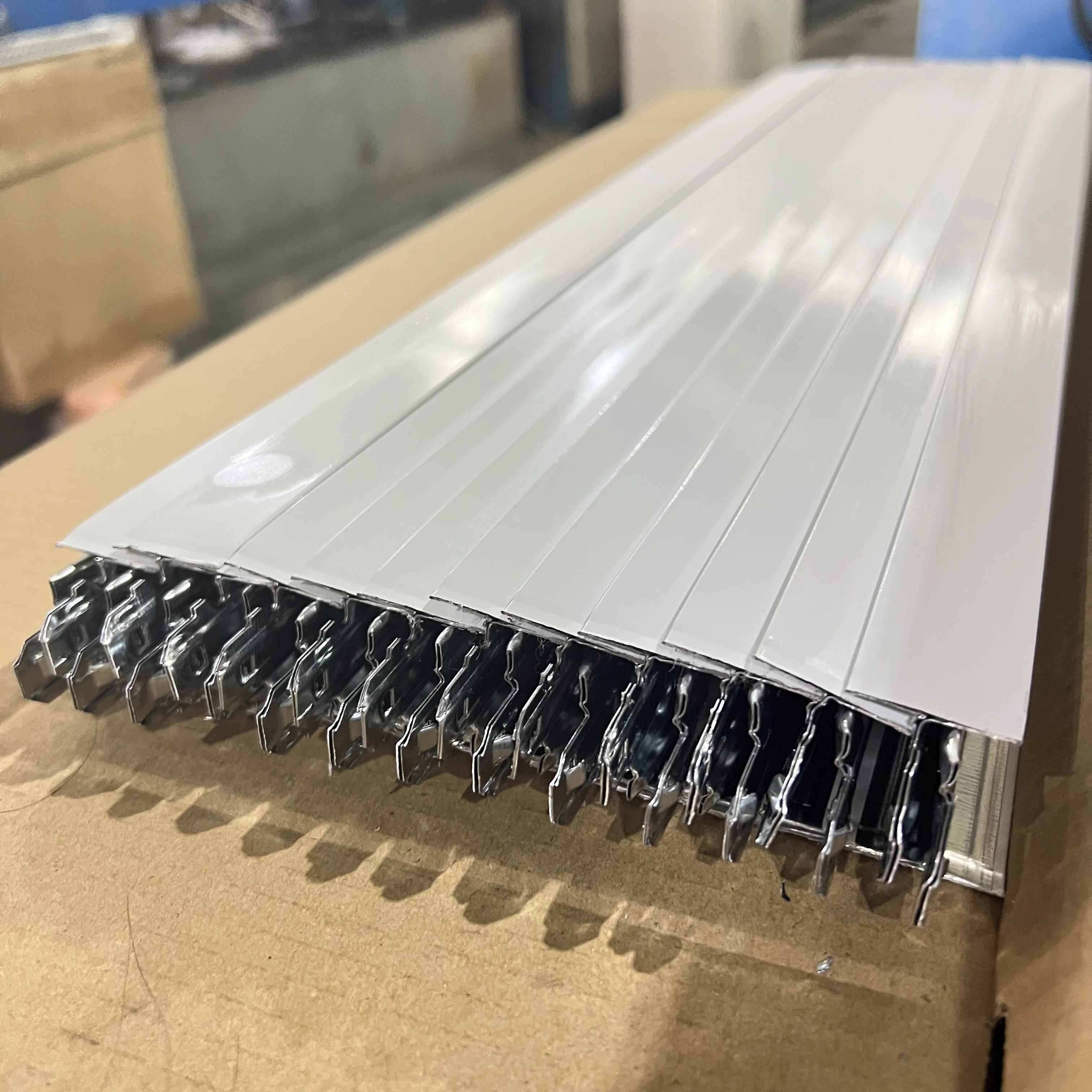 Suspended Galvanized Ceiling t Grid T24 32 38 Ceiling Grid Components Paint Keel Ceiling Frame  Main Tee Cross Tee Wall Angle