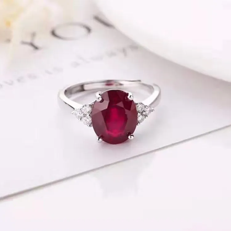 Vintage Style Jewellery Red Gemstone And White Gems Ring 18K Gold Plated 