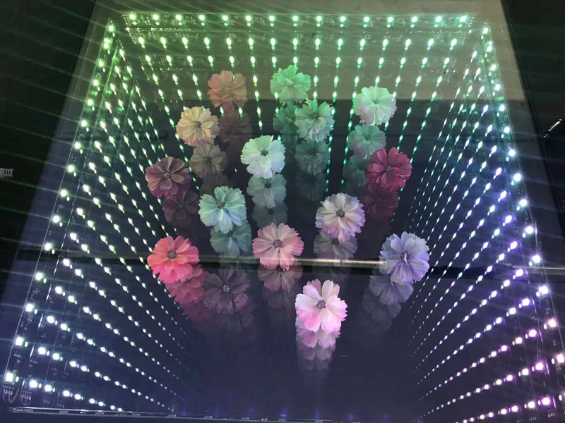 2019 New Custom New Infinity Flower Wedding Decoration Rental Magnetic Led Dance Floor for Sale