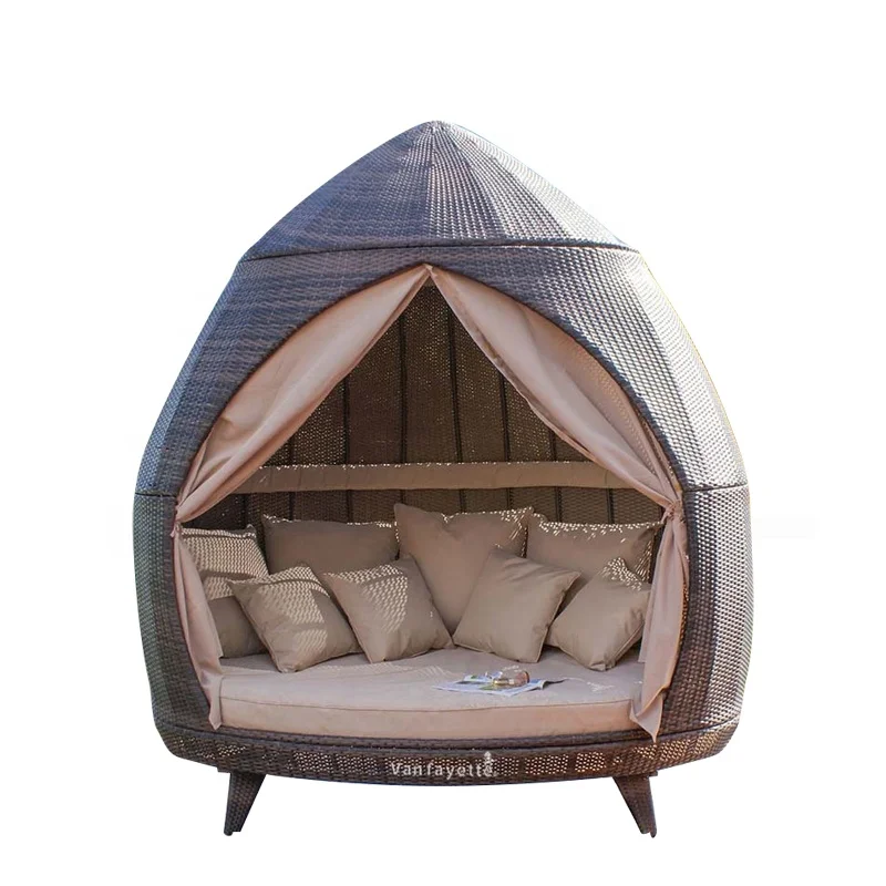 Outdoor shop egg bed