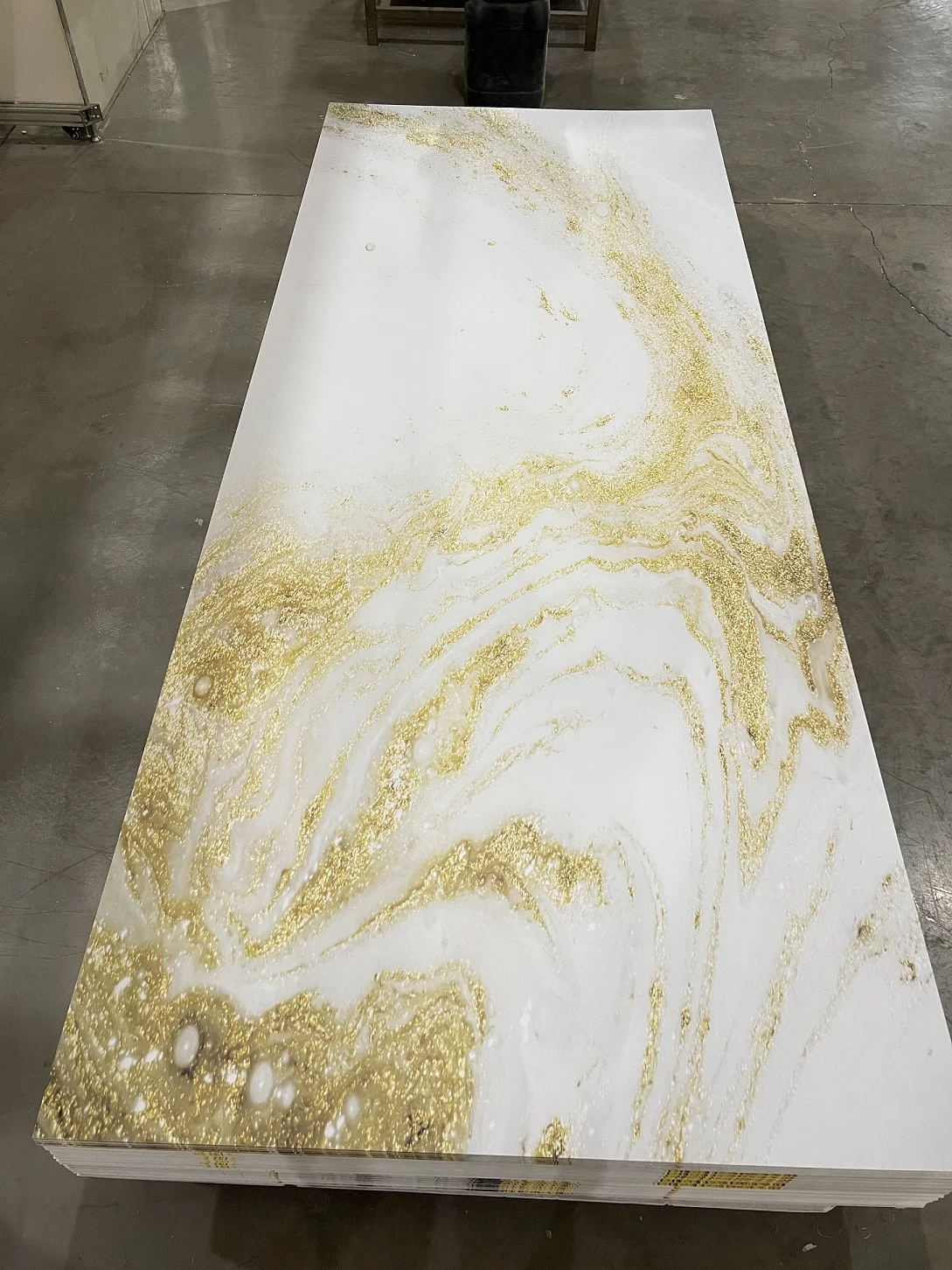2024 Modern Style Gilt 4*8 UV Board White With Gold Marble Sheet Wall Panel for Home Background Wall Decoration