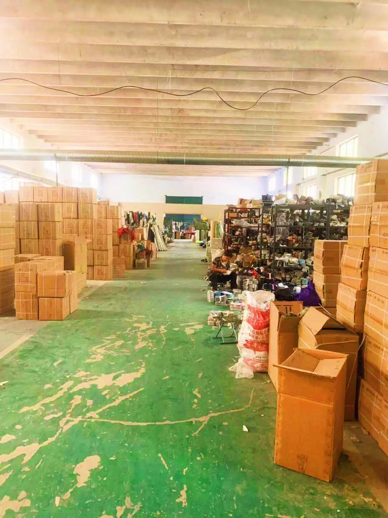 Xinhe Shenghai Glasses Packaging Products Co., Ltd.