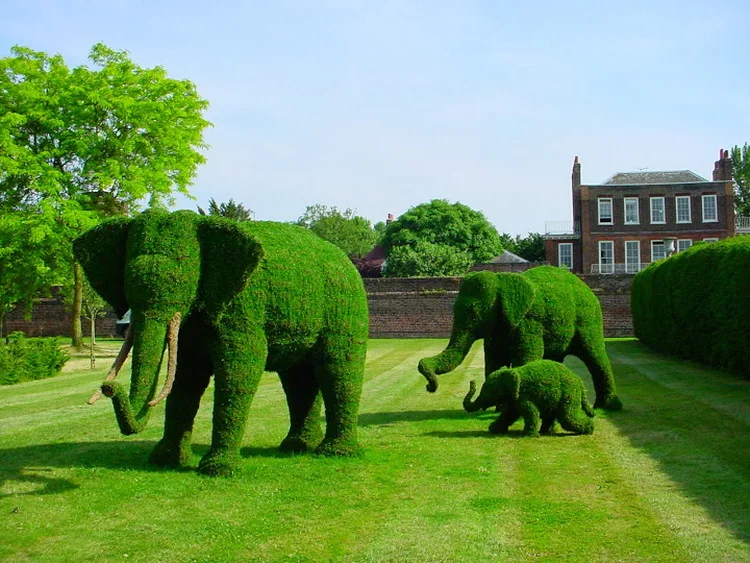 ARTIFICIAL TOPIARY ANIMAL Elephant Customized Garden Grass Decoration UV Simulated Topiary Animal Character