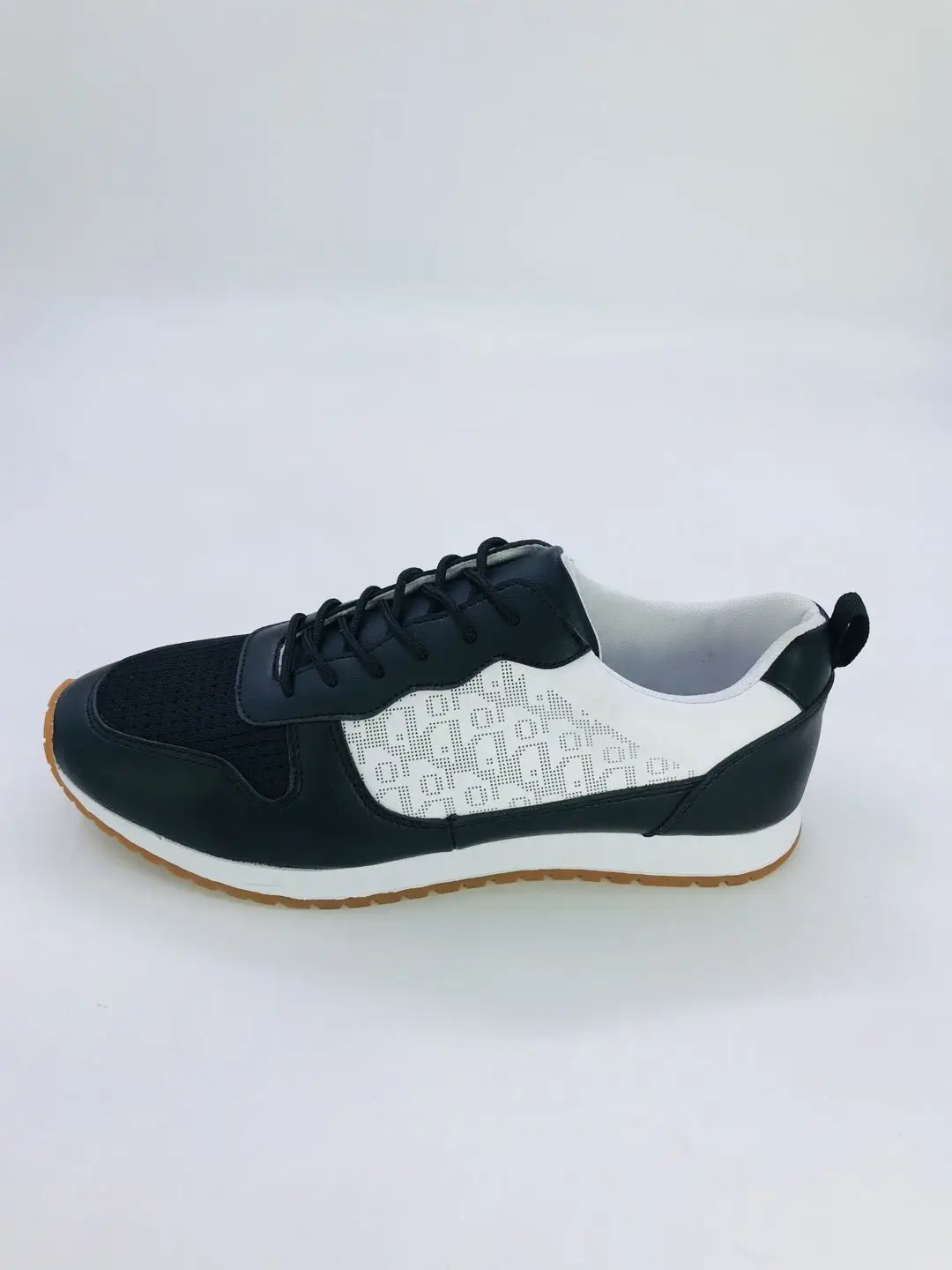 Zapatos Deportivos adidas Swift Run Caballero Negro Blanco | MercadoLibre