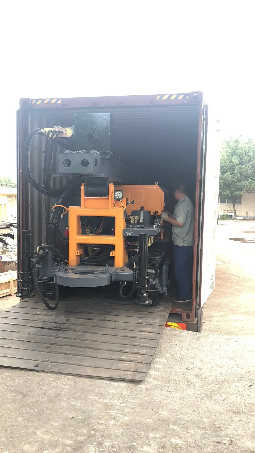 Groundwater Well Drilling Machine Heavy Duty Borehole Caterpillar