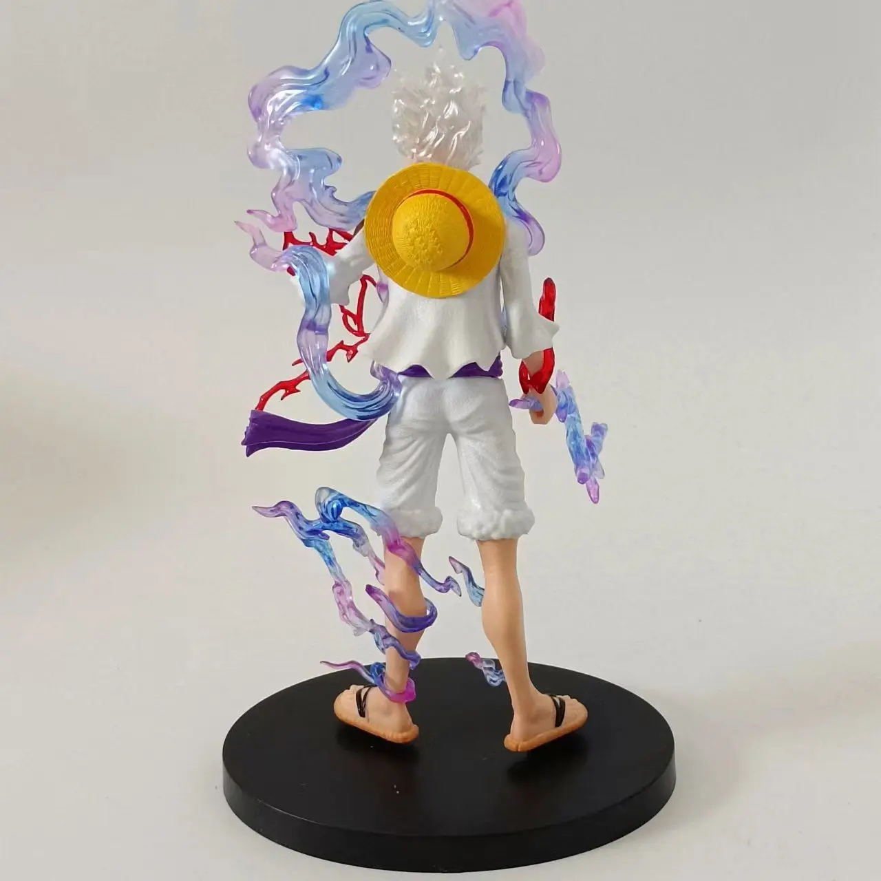 Mô Hình Anime One Piece Joy Boy: Bạn là fan của One Piece và đang tìm kiếm một mô hình đẹp để trang trí cho phòng của mình? Mô hình Anime One Piece Joy Boy chính là lựa chọn hoàn hảo. Với chi tiết tinh tế và màu sắc chân thật, mô hình này sẽ làm bạn cảm thấy hài lòng và thỏa mãn.
