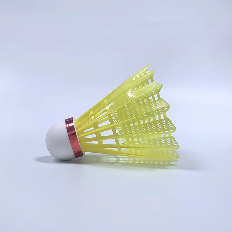 China Factory wholesale price Durable Cheap Nylon for outdoor Training Shuttle Yellow Nylon Leaf Nylon Badminton Shuttlecock