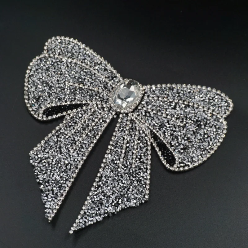 New Alphabet Pearl Rhinestone 3D DIY Patch embroidery applique badge Initial Letter Patches for Sewing on Hats