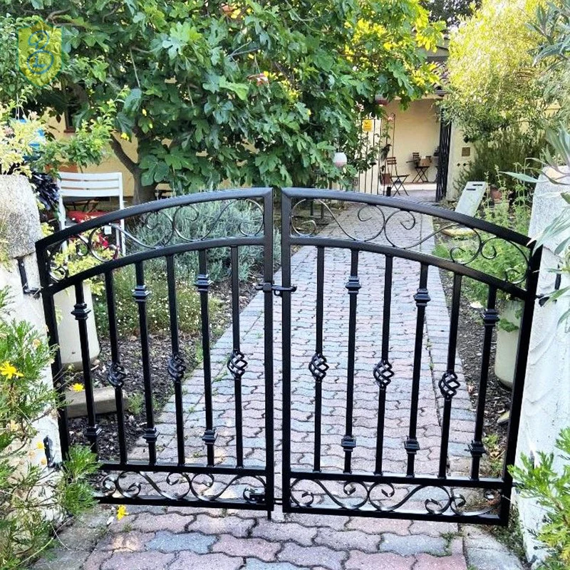 New Simple Design Iron Pipe Wrought Iron Gate