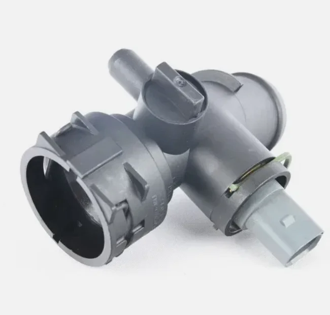 ESAEVER Radiator Water Hose Connector 8K0122293AE for Audi 1970