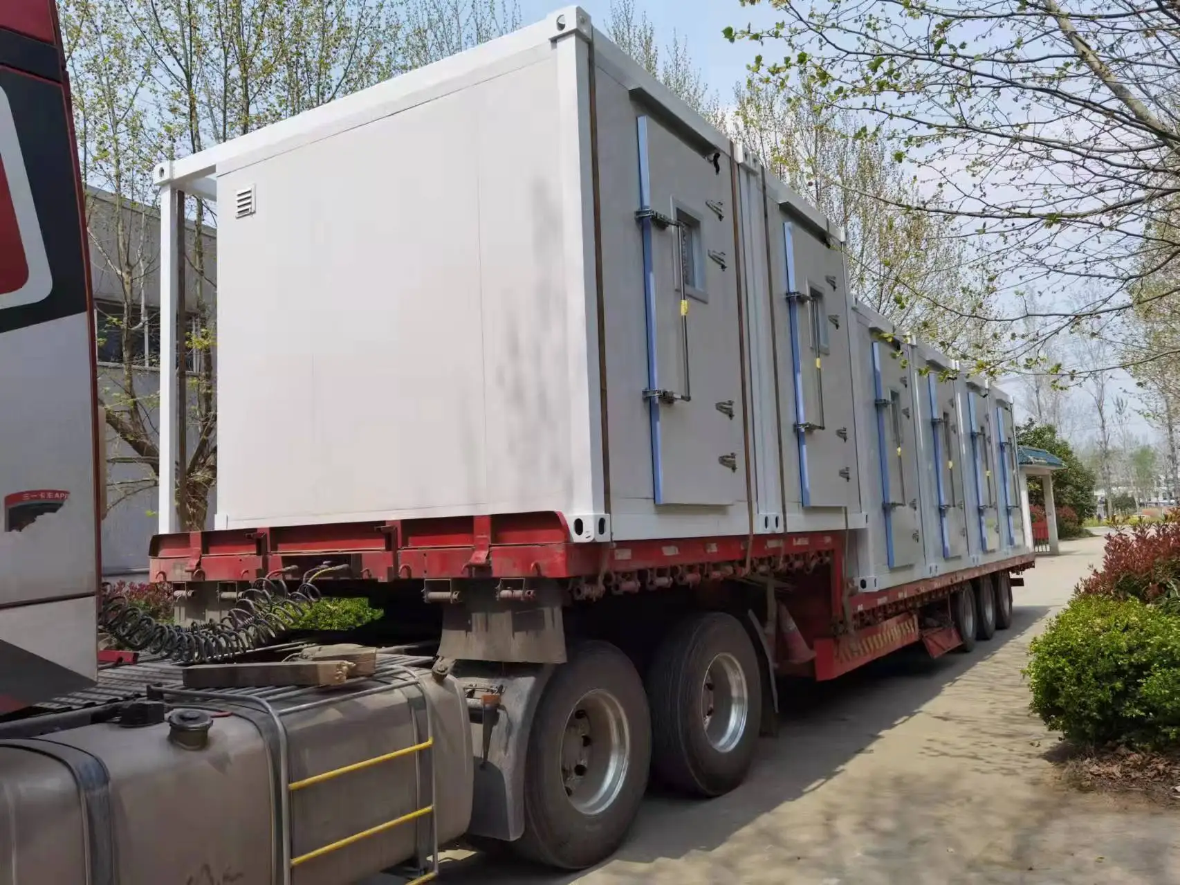 Portable Cold Room Storage Reefer Container From China Factory with Forklift  for  Frozen Food Storage