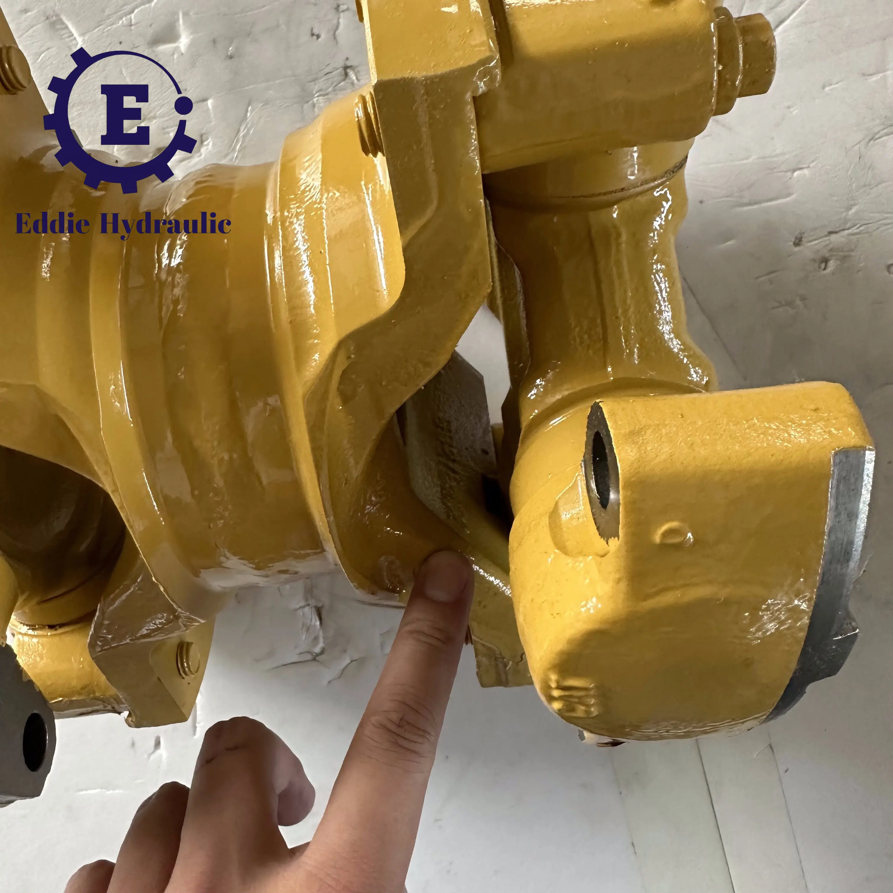 122-6787 1226787 YOKE ASSEMBLY-END Applicable to BACKHOE LOADER