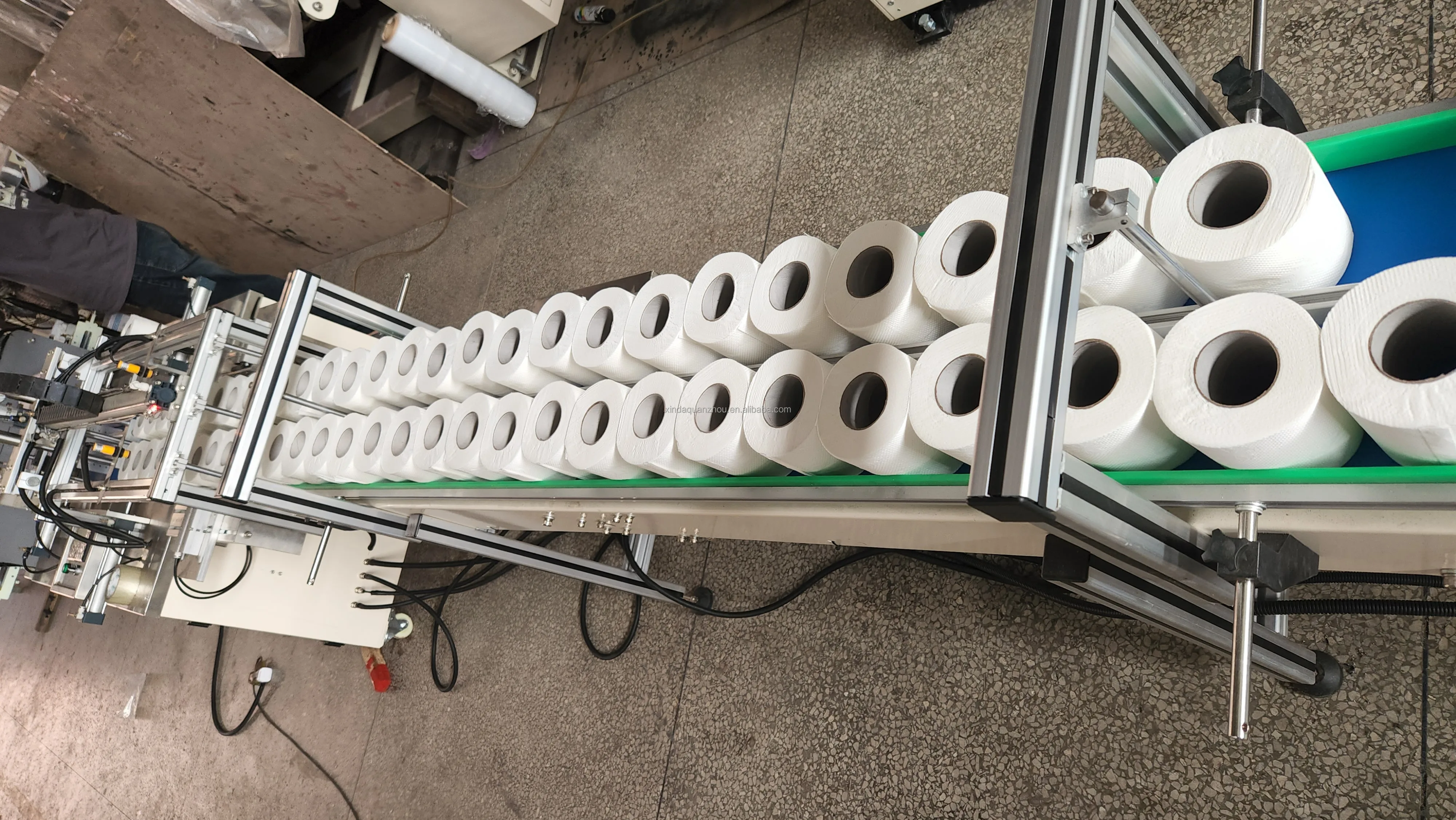 Automatic Toilet Tissue Paper Roll Making Machine