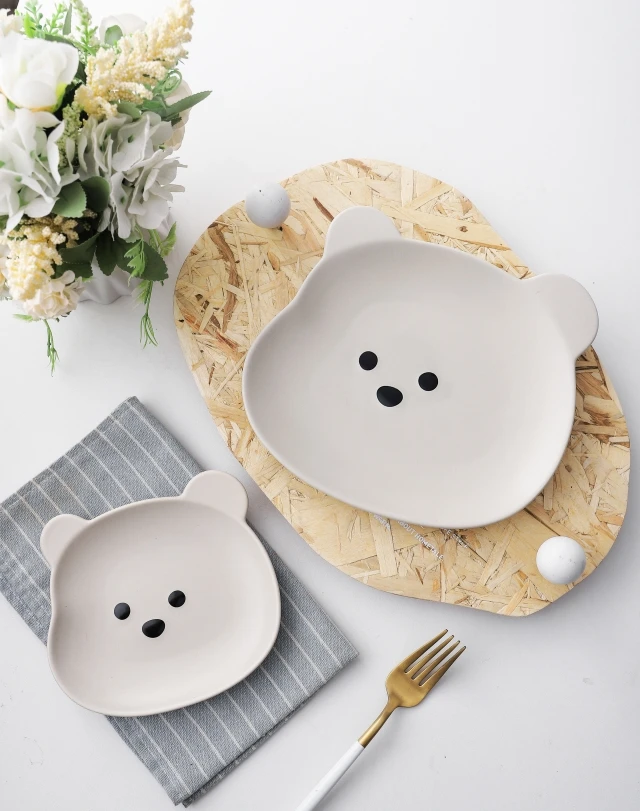 FENN Nordic Style Low MOQ Cartoon Animal Shape Cute Dishes Plate Porcelain Salad Plate Set of 6 Ceramic Dinner Plate for Gifts