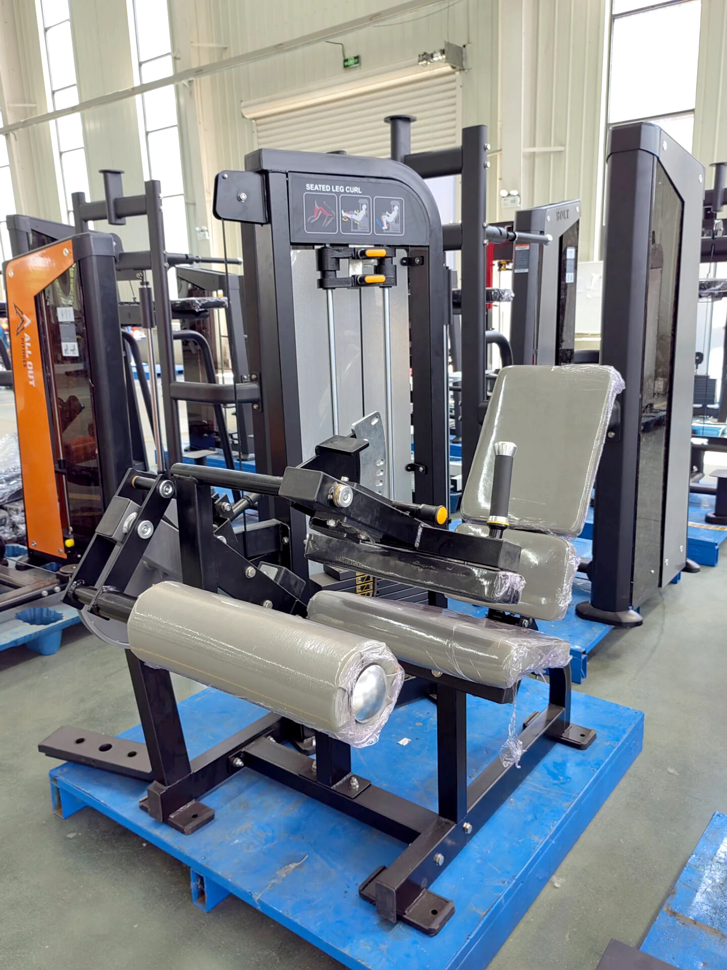 MND Strength Training Workout Commercial Gym Equipment Pin Loaded Weight Selected Seated Rowing for Sale