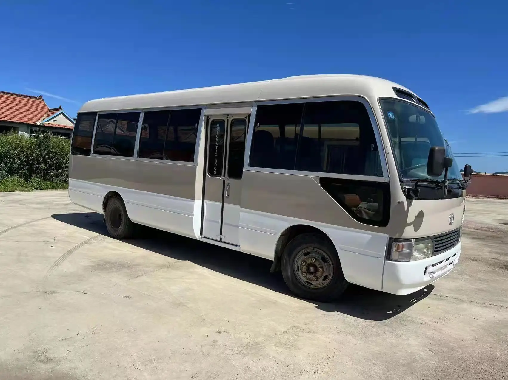 Original Used Tayo Coaster Bus 23 Seater Luxury Vip Coaches Second Hand