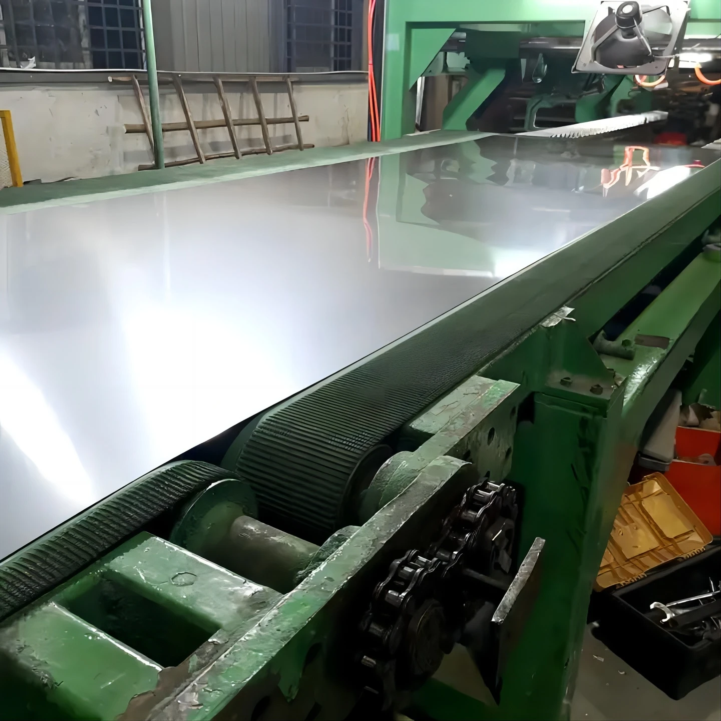 SS plate 0.5mm 0.7mm 0.8mm 1mm 2mm Thick 201 430 304 316 Stainless Steel Sheets factory