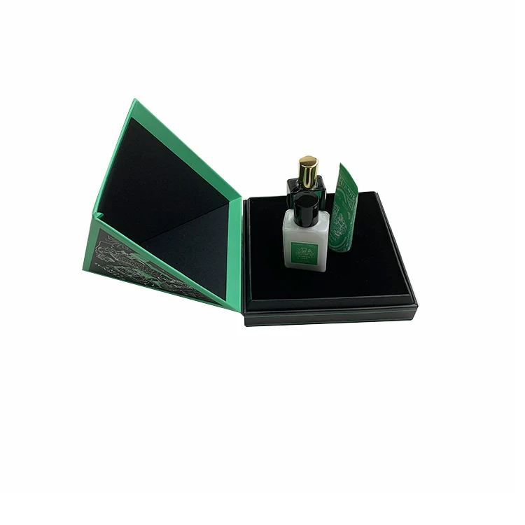 Custom Logo Cardboard Cartons Shipping Mailer Paper Box for Pyramid Shape Skin Care Packaging