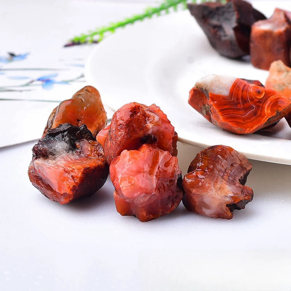 Natural Carnelian Irregular Raw Ore Nature Agate Rolling Stones Unpolished Carnelian 100g Per Bag