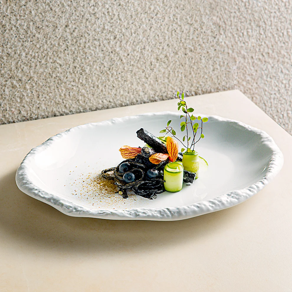 Japanese Style Korean Unique Design Ceramic Louas & Pratos Dish Catered Flat Bol White Fish Rock Stone Plate for Restaurants