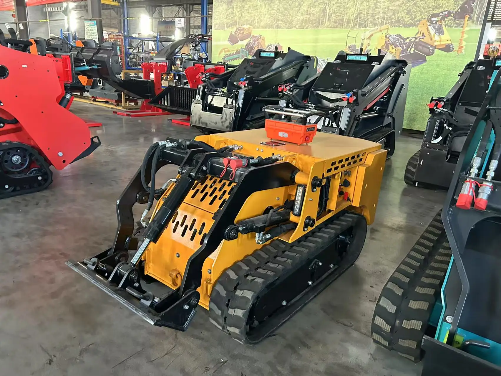 Remote Control Mini Skid Steer Loader Multifunctional Mini Tractor Tracked Mini Loader Skid Steer for Sale