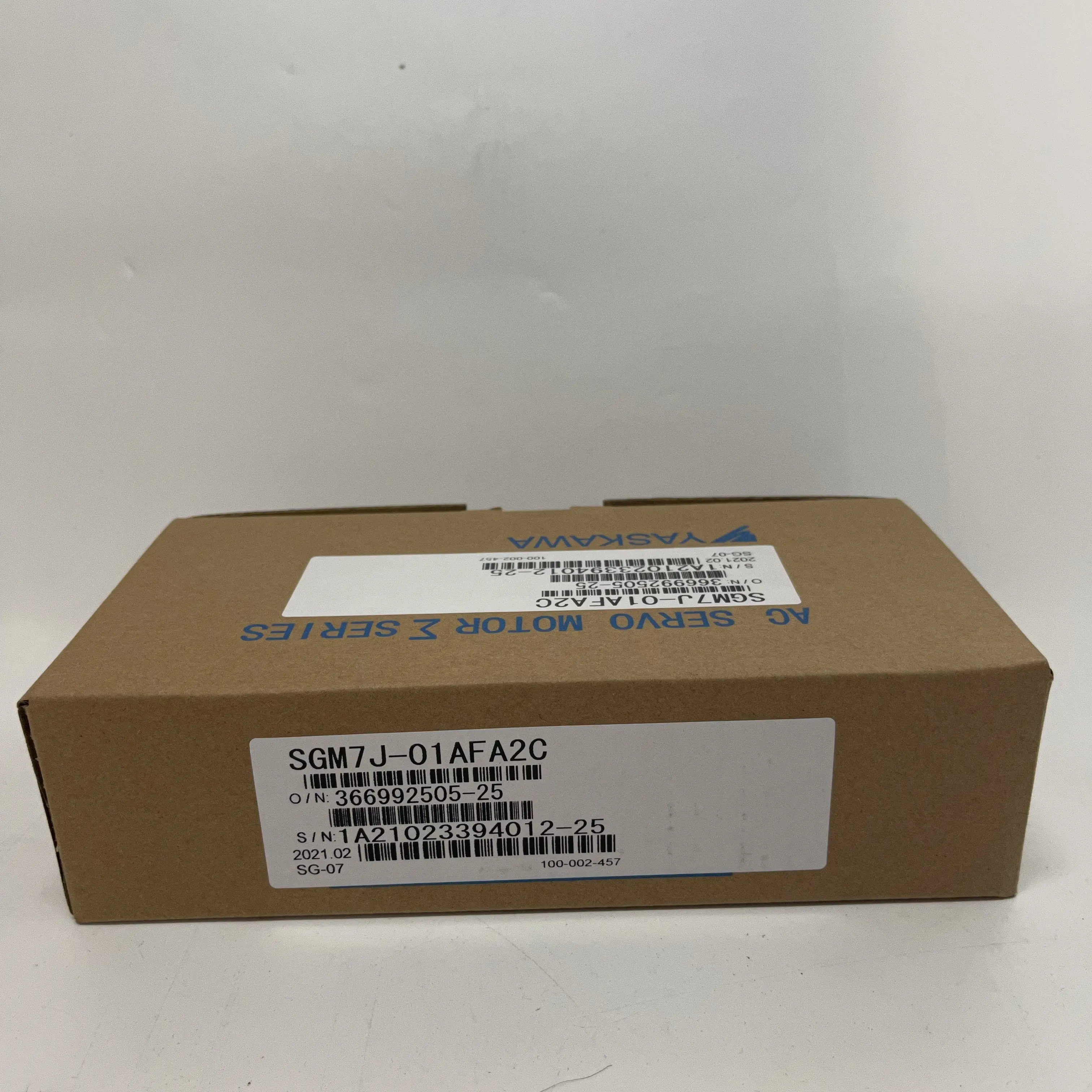 Yaskawa AC Servo Motor SGM7J-01AFA2C