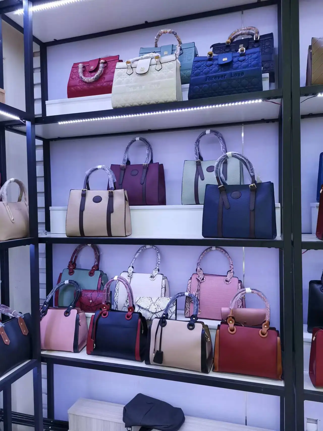 Branded Mix Ladies Bundle Used Leather Hand Bags Bales From Korea