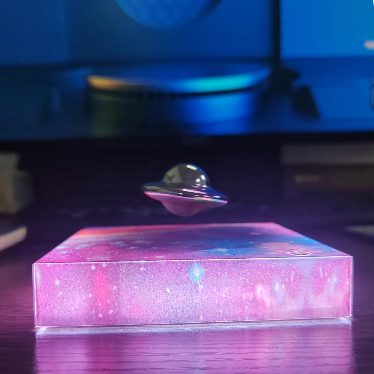Magnetic Levitating Light HCNT Floating UFO Mini Heart Small Night Light Creative Magnetic Levitation Home Decoration