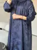 Azul oscuro