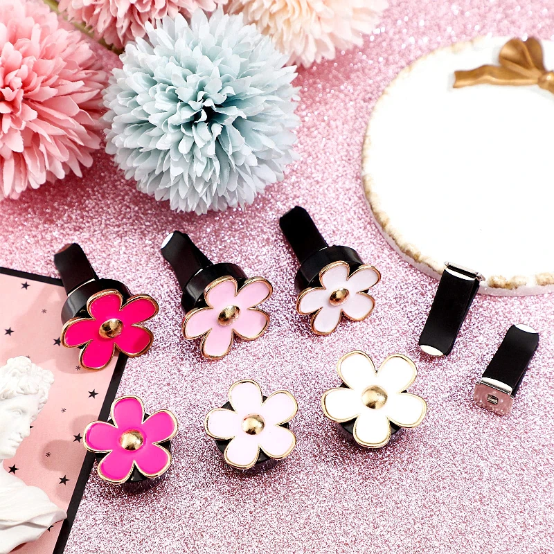 JNNJ 6 Pezzi Clip Con Fiore Di Margherita per Presa D'aria Condizionata per Auto, Diffusore Di Profumo Auto a Forma Di Fiore Con Clip, Simpatici Accessori per La Decorazione Interni Auto(Bianco