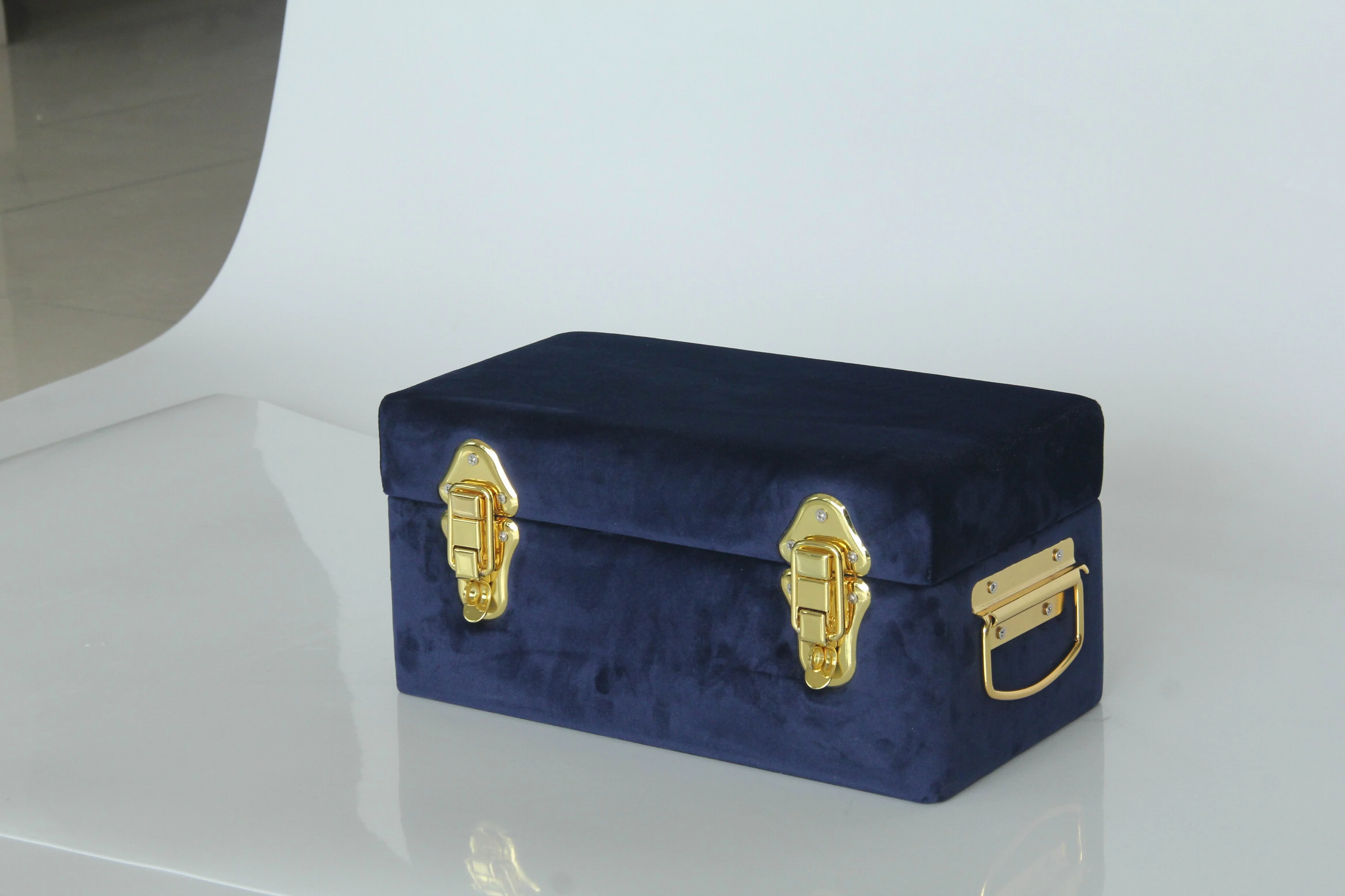 Velvet Storage Green Trunk Gift Box With Gold Accessories