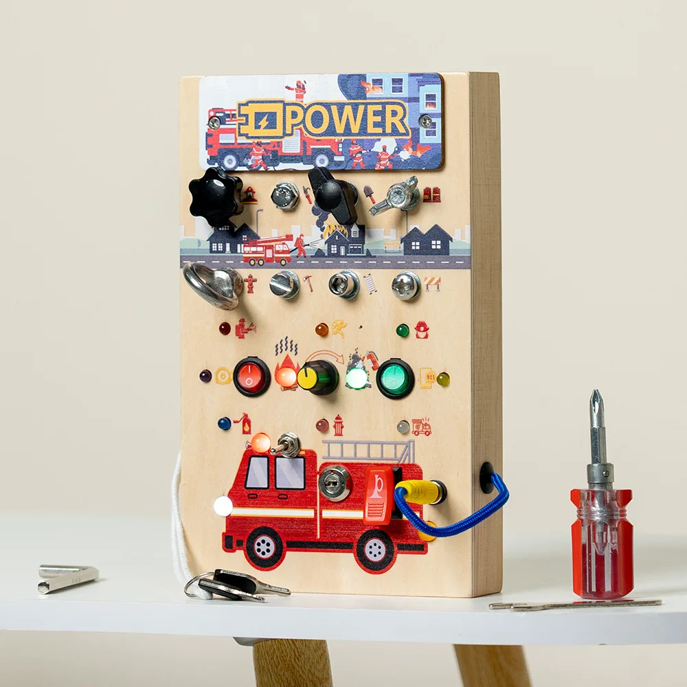 유아용 나무 감각 교육 완구 LED 및 드라이버 포함 바쁜 보드 몬테소리 완구 아기 집중력 향상 보드