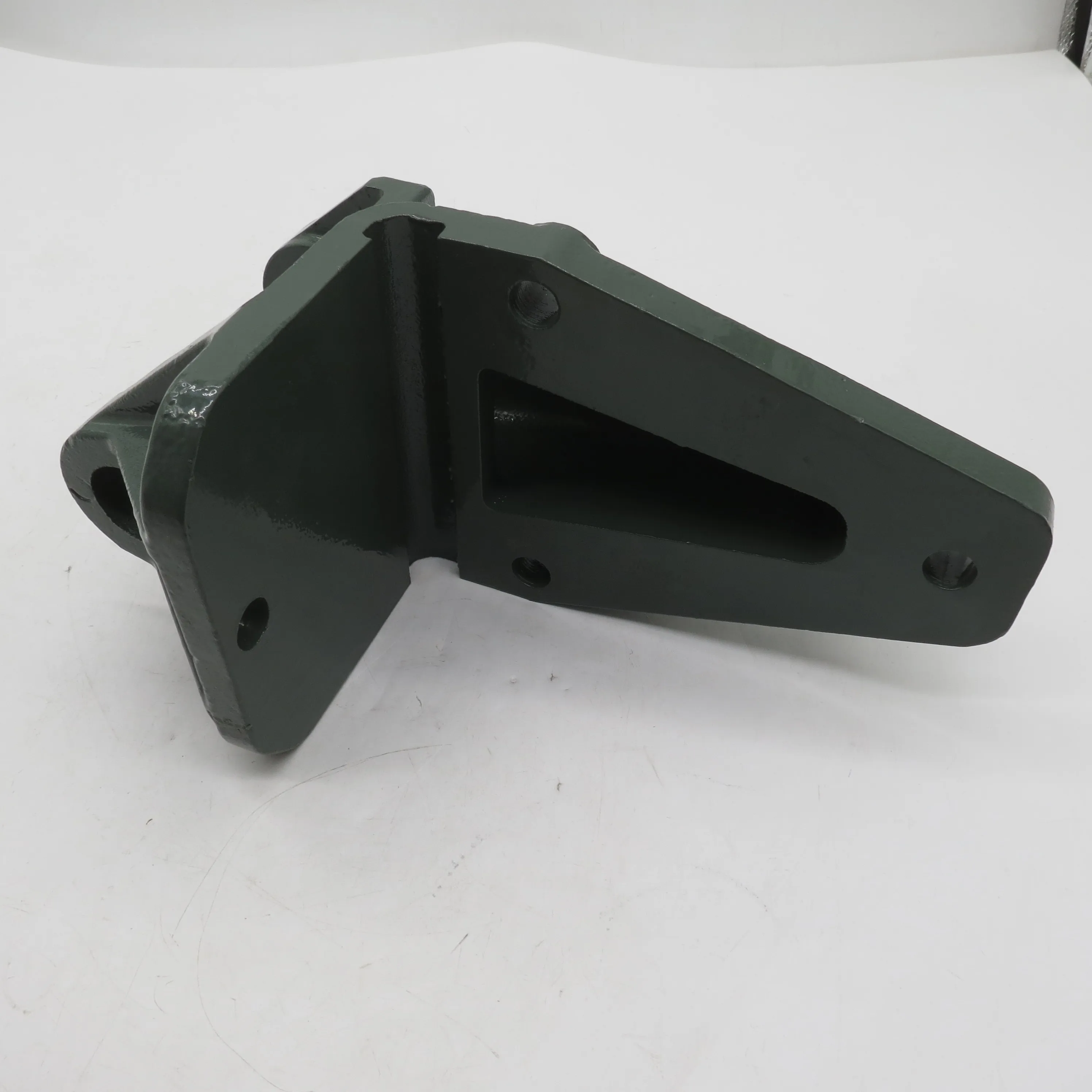High Quality Front Spring Rear Bracket WG9731520004