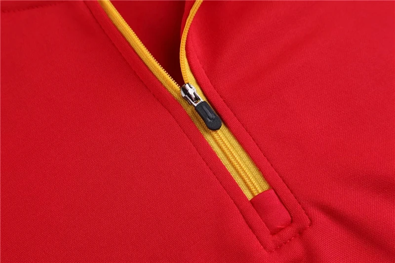 Men's Custom Soccer Football Tracksuit Breathable Active Wear for School Training Wholesale Blank Sets