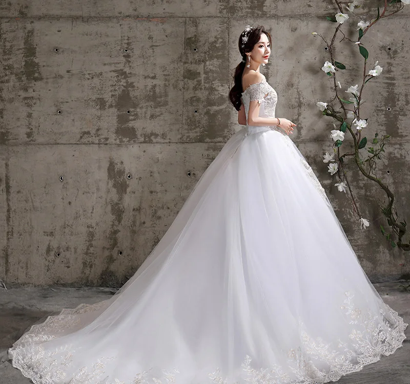 2022 New Style White Trailing Wedding Dress For Bride Offshoulder Slim