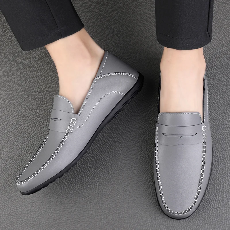 2023 new Men Slip-on Moccasin Driving Shoes casual black shoe Classic handmade top quality Italian leather driving shoes men