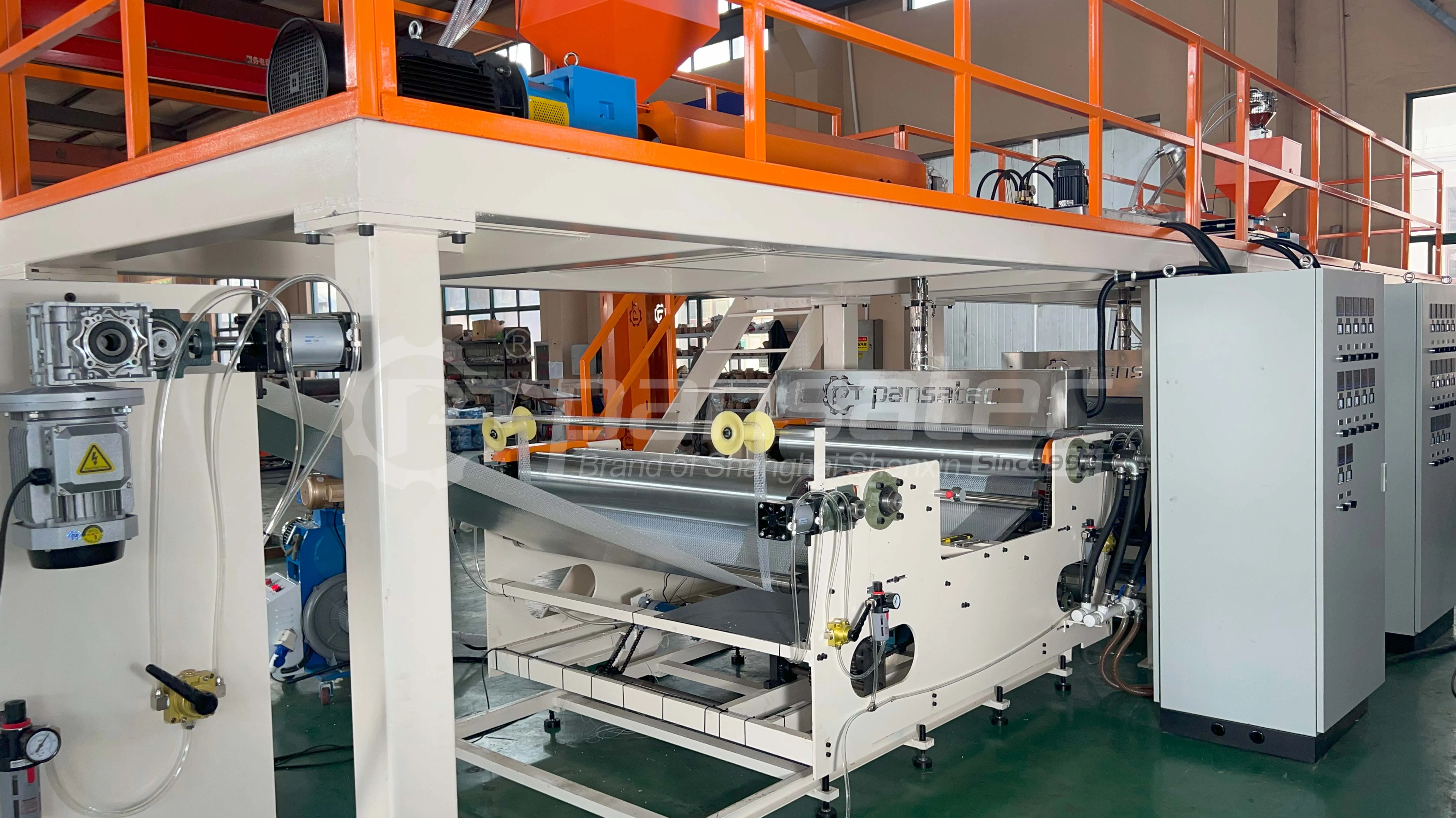 Shanghai Shenxin High Speed Factory Precisely Manufactured Plastic air Bubble Film Wrap Sheet Roll Producing Machine