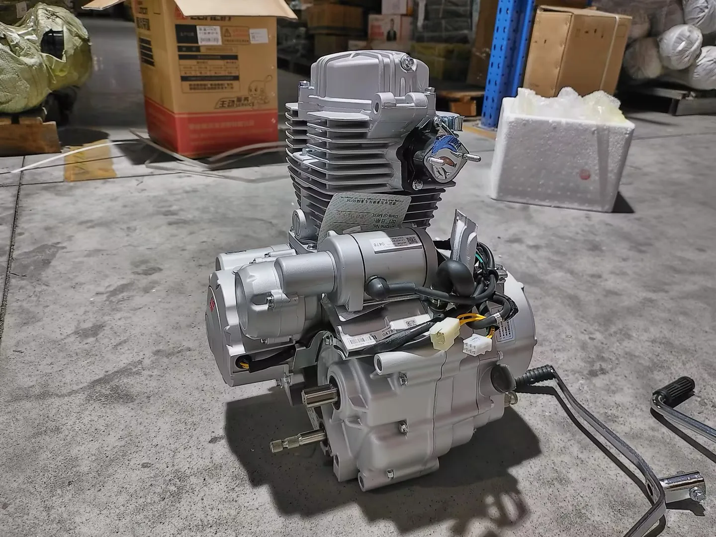 OEM Motorcycle Loncin 200cc Engine Assembly Air-Cooled 4-Stroke CG200cc Engine Spare Parts for Three-Wheeled Tricycle Suppliers