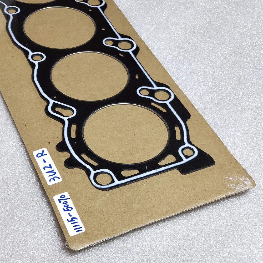 ベットガスケット？ シリンダーヘッド？ 日産 Ｙ７０ 11115-50070 R / 11116-50060 L ディーゼルエンジン用シリンダーヘッド