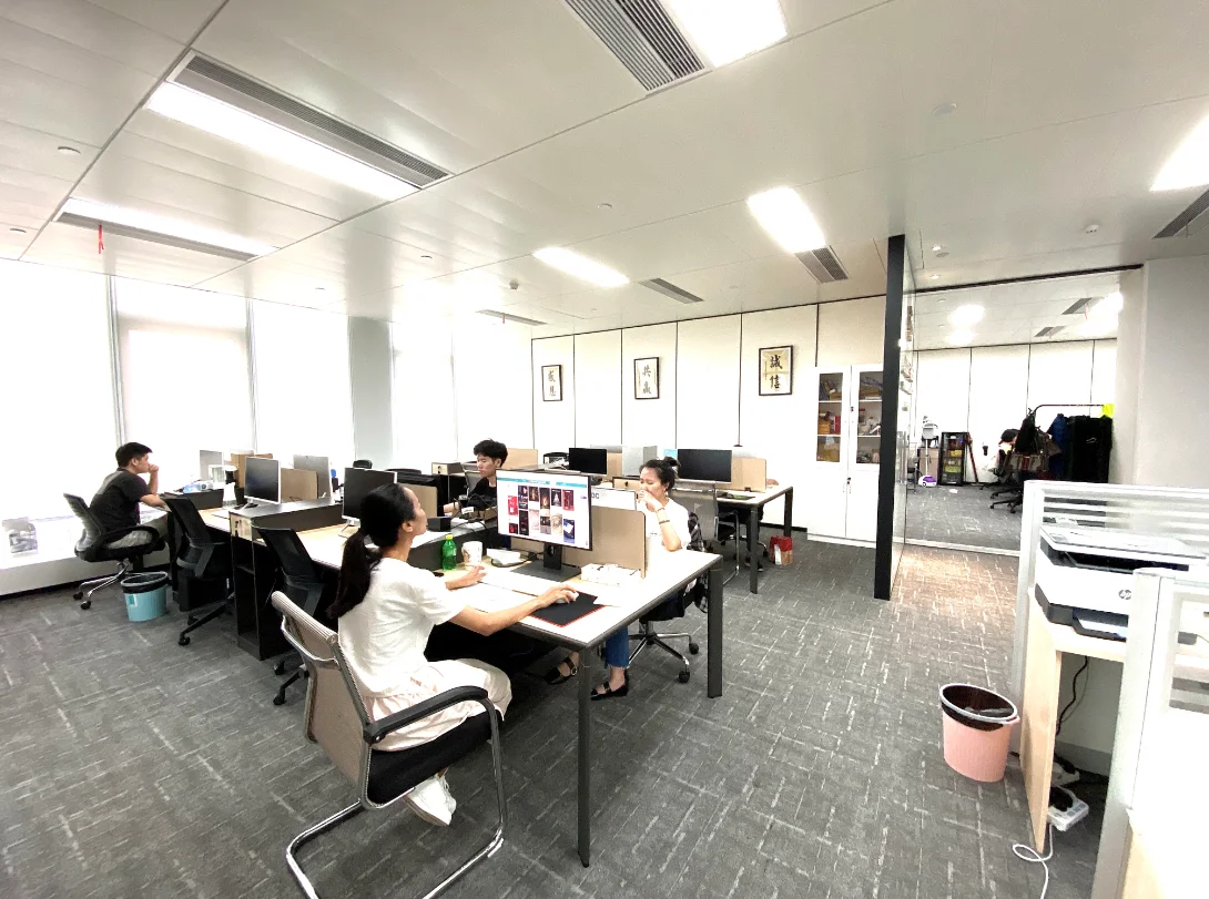 Xiamen Blingbling Industry And Trade Co., Ltd. 3