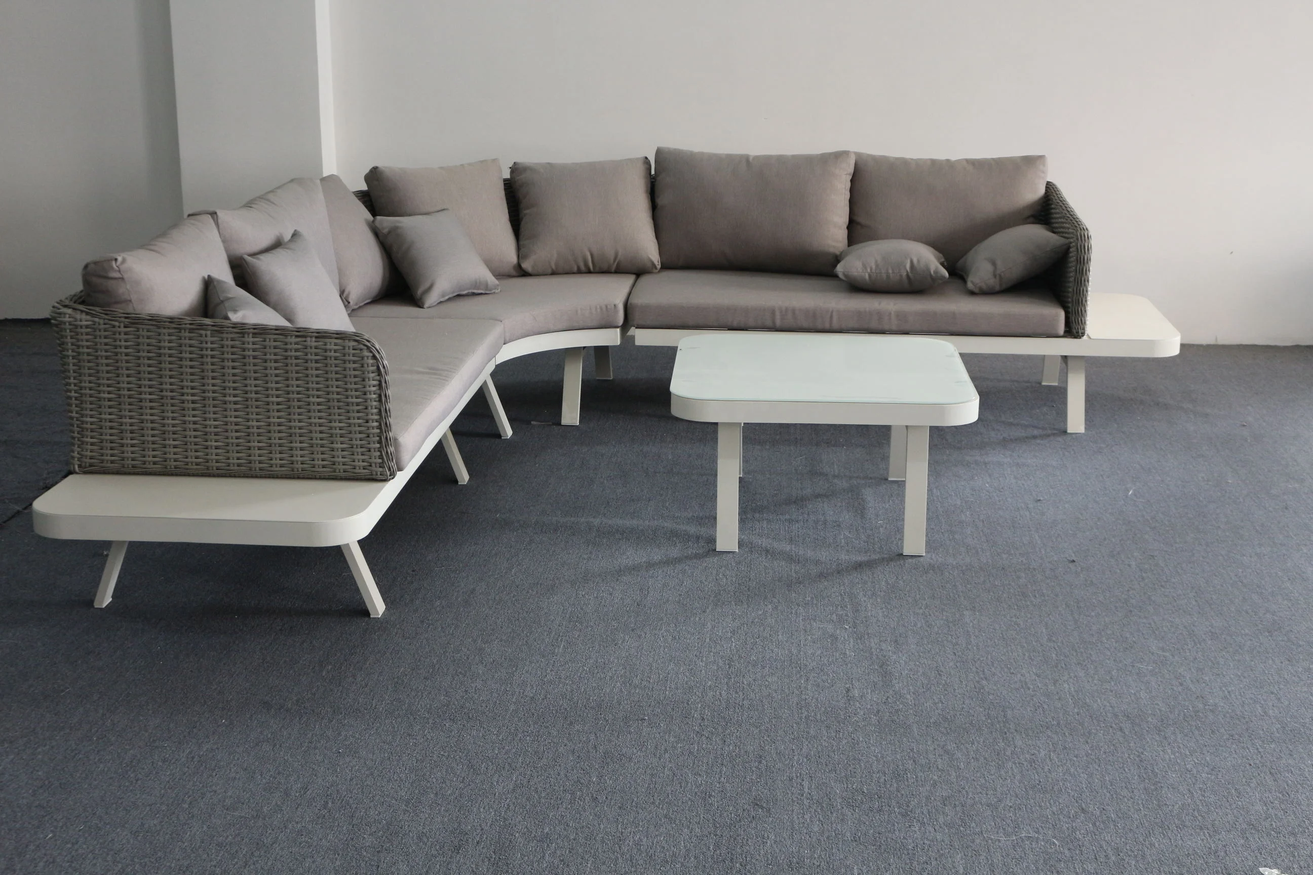 Simple Leisure Popular 2022 New Design Affordable Garden Backyard Sofa Aluminum Frame Rope Woven Outdoor Sofa Set