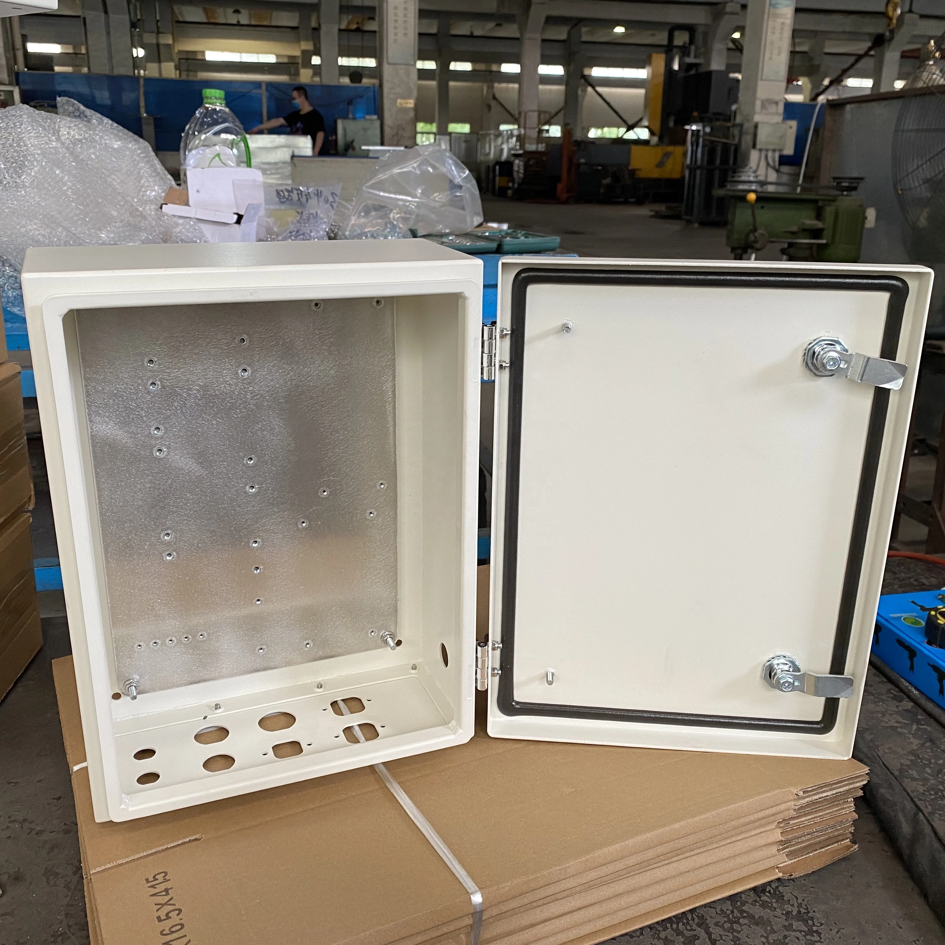 electrical distribution board IP66 Wall Mounting electric supplies metal box for control panel
