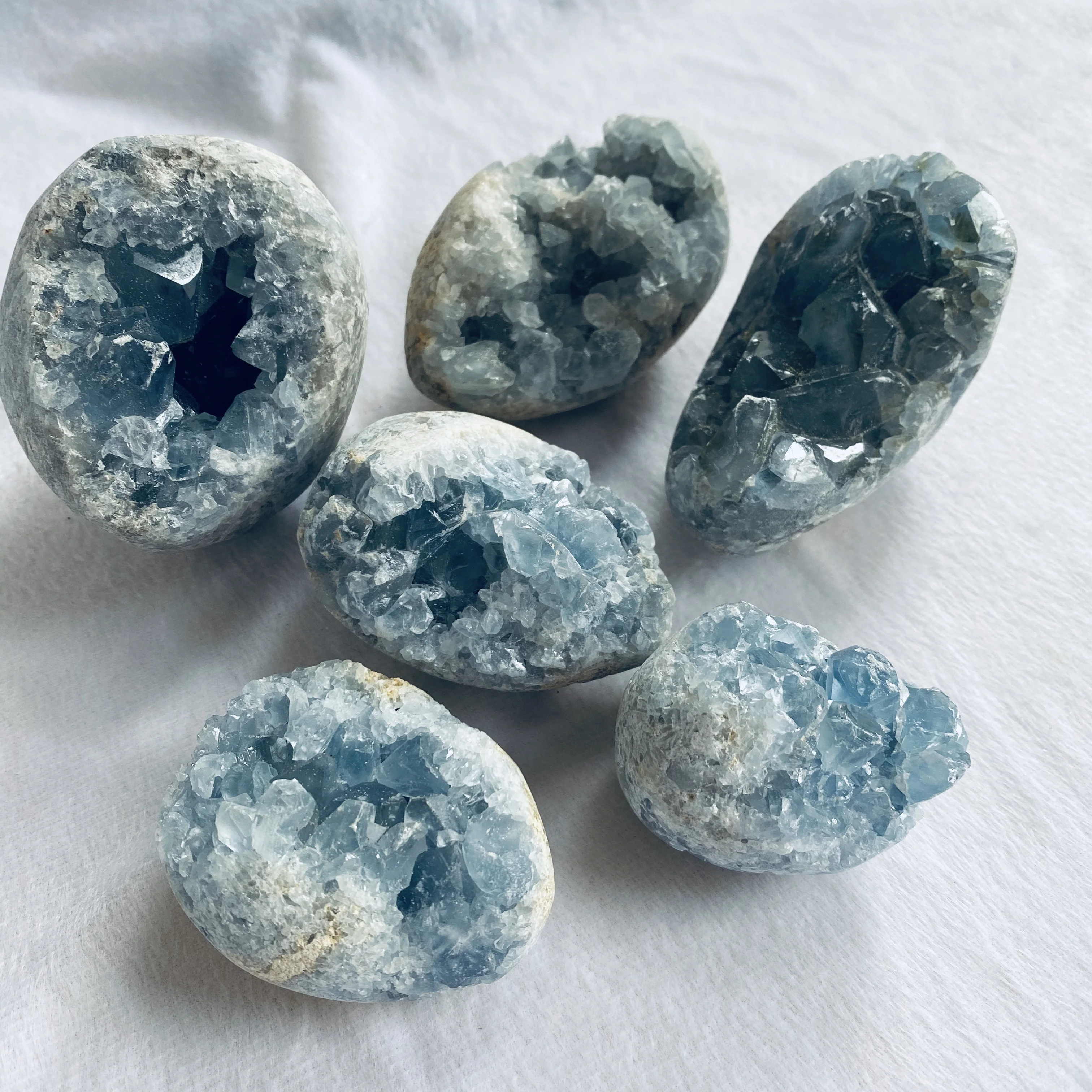 Wholesale Natural Raw Rough Blue Celestite Crystal Cluster Geodes